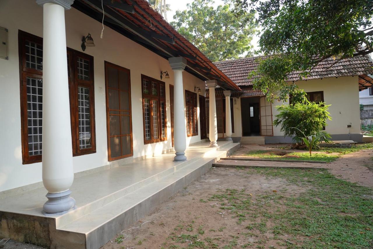 Alfred Place Kochi Extérieur photo