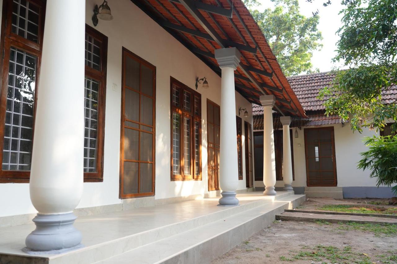 Alfred Place Kochi Extérieur photo