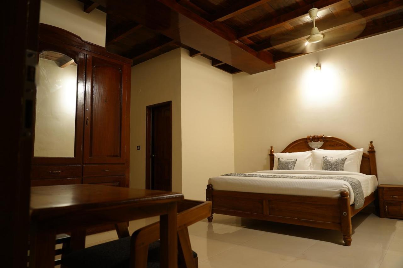 Alfred Place Kochi Extérieur photo