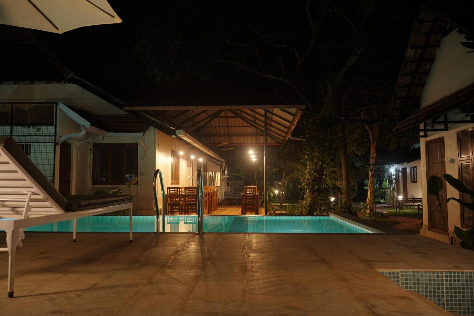 Alfred Place Kochi Extérieur photo