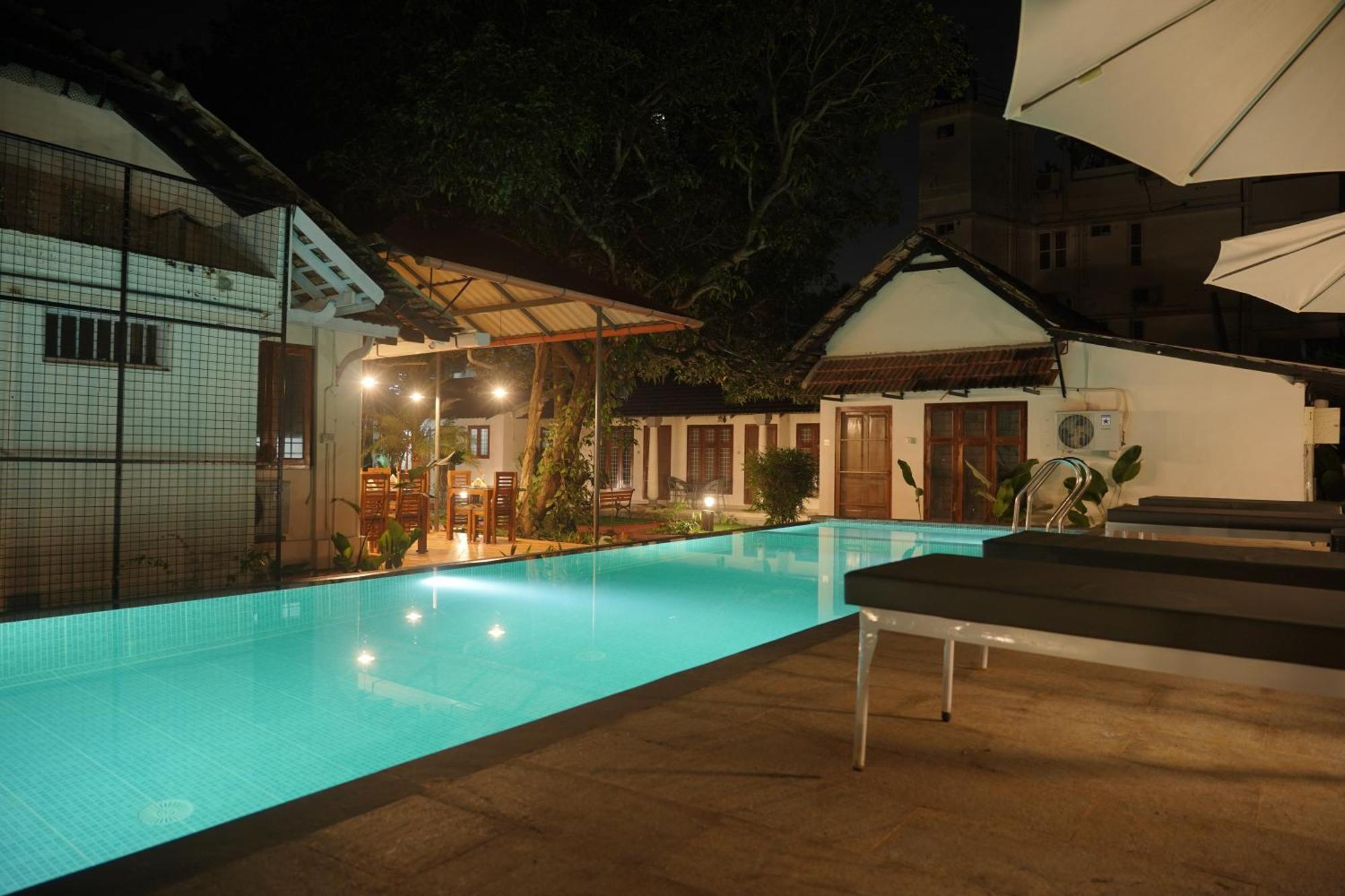 Alfred Place Kochi Extérieur photo